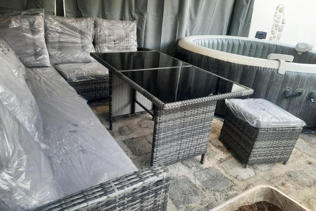Villa Confortable Avec Jacuzzi A Chevannes Chevannes  Exterior foto