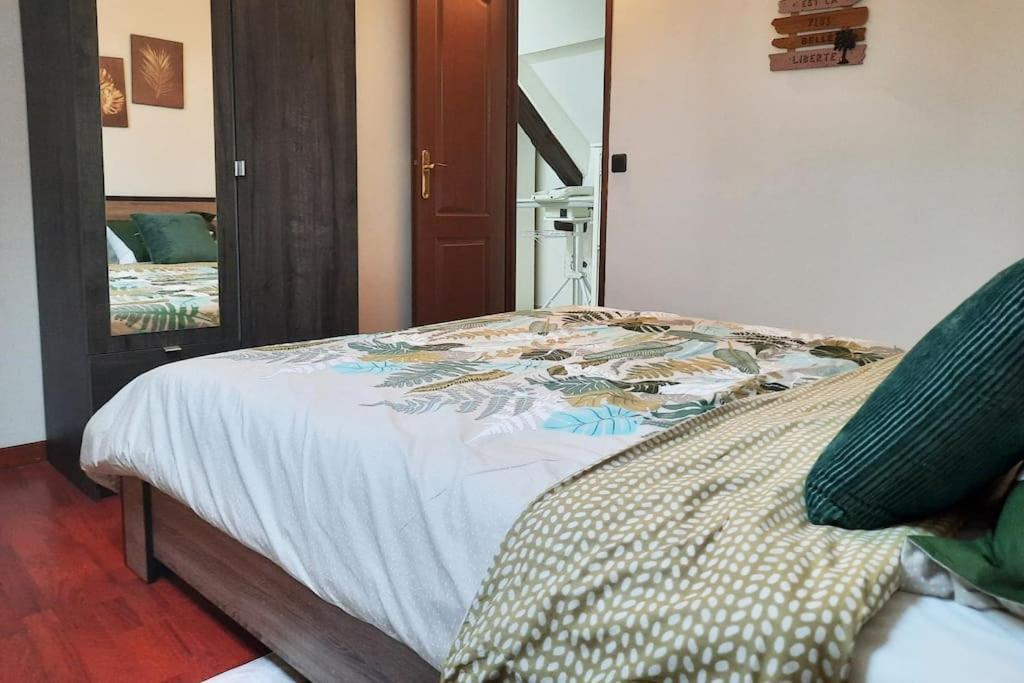 Villa Confortable Avec Jacuzzi A Chevannes Chevannes  Exterior foto